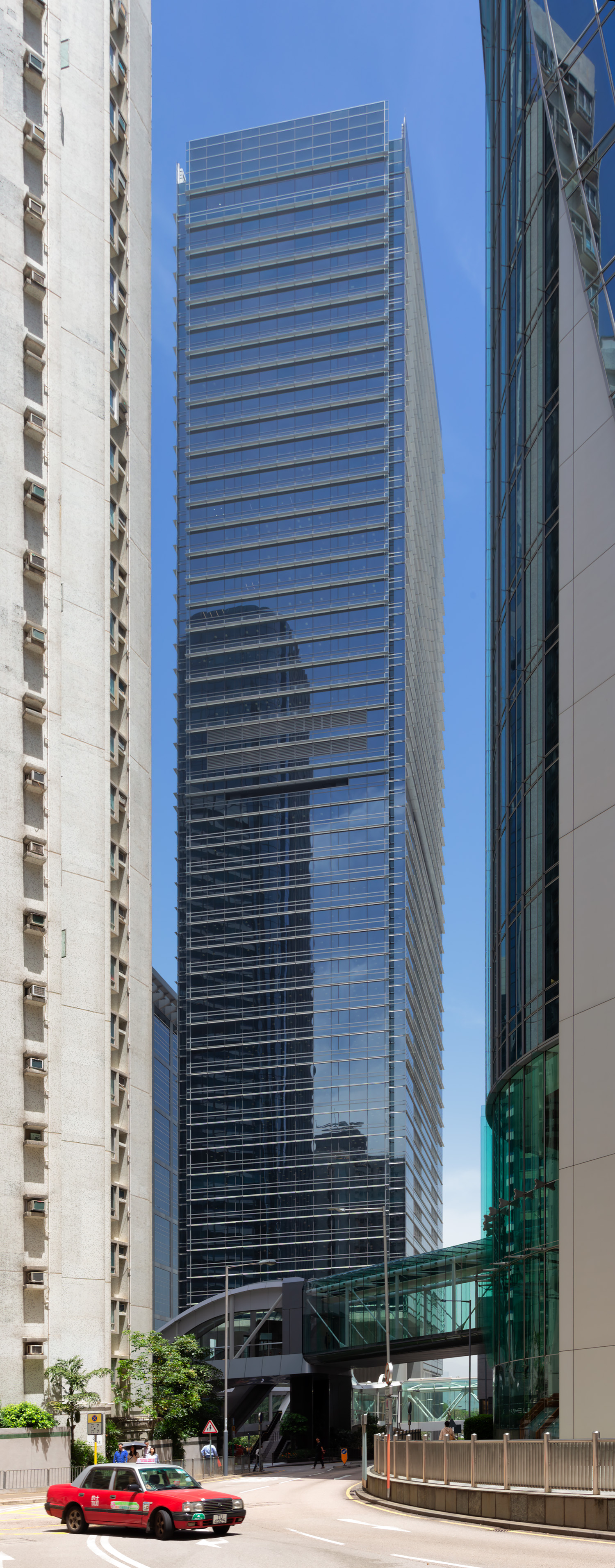One Taikoo Place, Hong Kong - View from the south. © Mathias Beinling